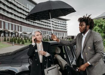 Featured image for: A Guide to Luxury Hotel Etiquette 101: From Butler Service to Tipping in 2026