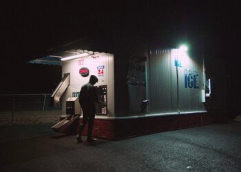 Featured image for: Building Automated Sales Funnels: A 24/7 Revenue Engine (Technical guide to creating automated sales funnels. Cover automated lead capture/scoring, customized email sequences, AI-powered customer segmentation, automated webinar systems, and smart retargeting campaigns to boost conversions.)